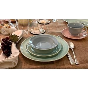 Lu-Ray Pastels TS & T 9” Green Dinner Plate Retro Farmhouse Kitchen Dinnerware
